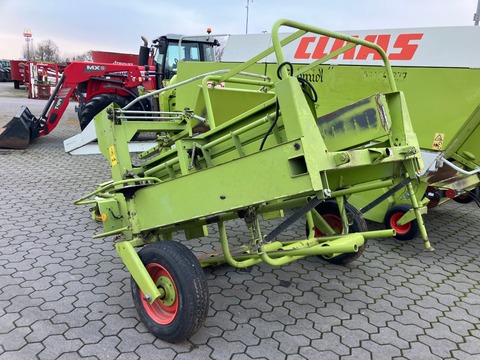 CLAAS Ballenstapler