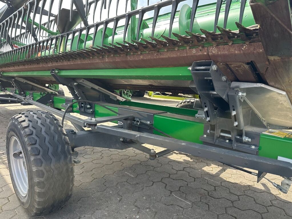 John Deere 725 X     7,50 mtr.   Demo 3