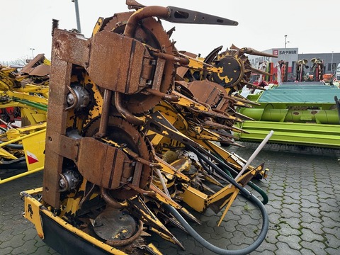 New Holland 750 SFIE Kemper