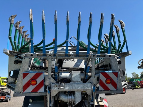 4551-6b764eb0f68e29b39e12d6569214203c-5691297
