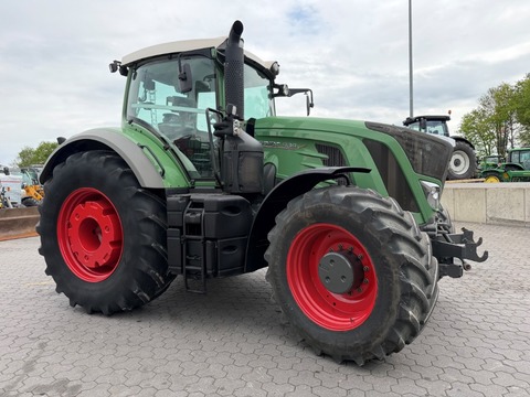Fendt 939 Vario S 4 Profi mit Radgewichte