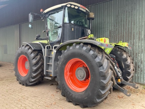 Claas Xerion 3300 Trac  2