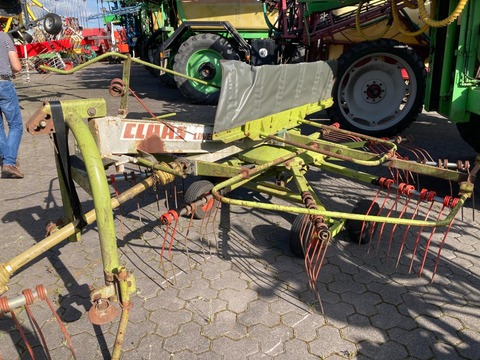 CLAAS Liner 380 Contour