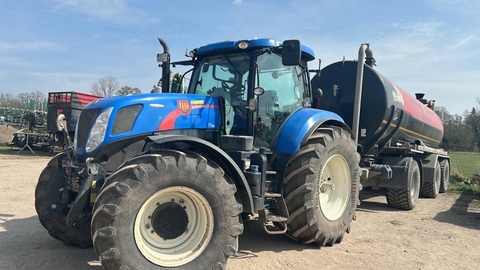 New Holland T 7.250 Auto Command 2