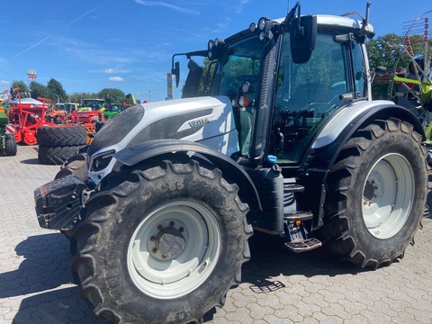 Valtra N154 Active