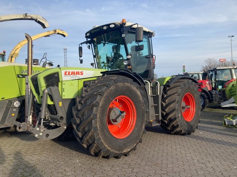Claas Xerion 3800 Trac VC 