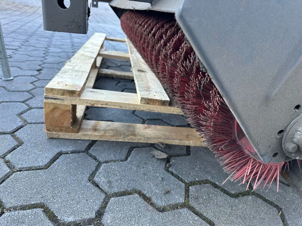 Saphir FKM 231 Kehrmaschine 3