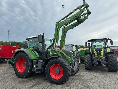 Fendt 724 Vario S4 Profi Plus