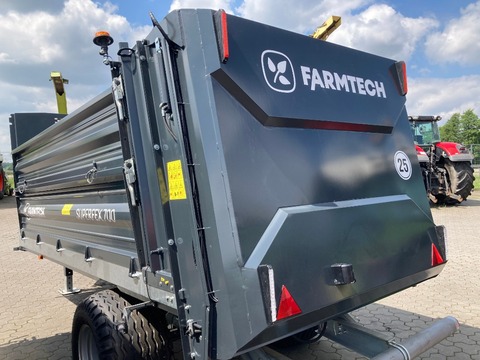 Farmtech Superfex 700 