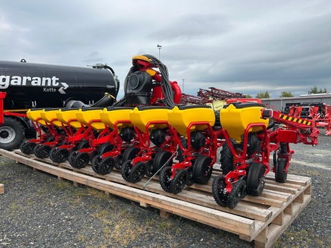 Väderstad Tempo V TPV 8 + FH 2200