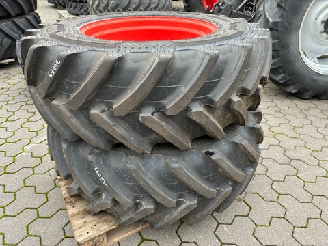 Sonstige 2x BKT 520/85R38, 2x Alliance 420/70R28 