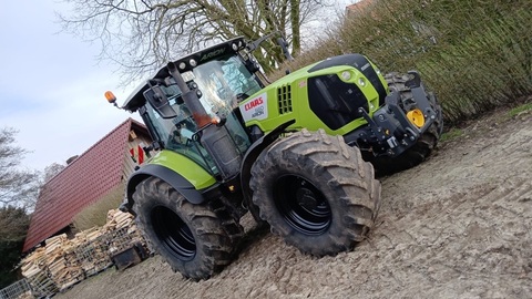 Claas Arion 660 CIS + inklusive GPS S 10 RTK 2
