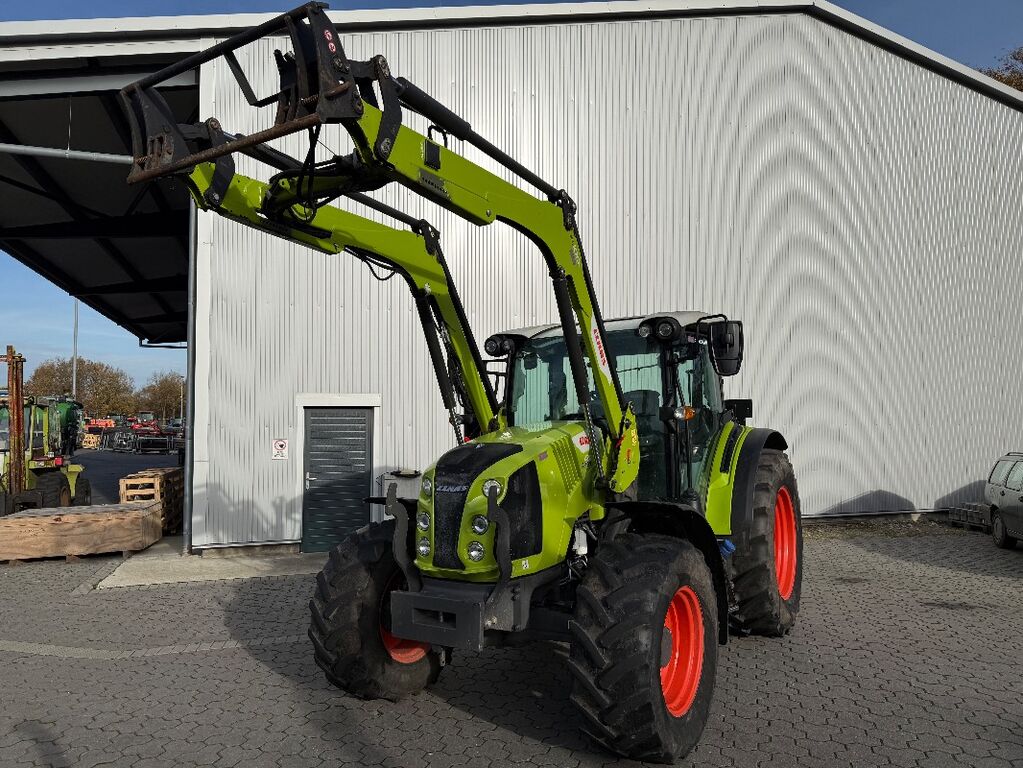 Claas Arion 420 CIS Panoramic 1