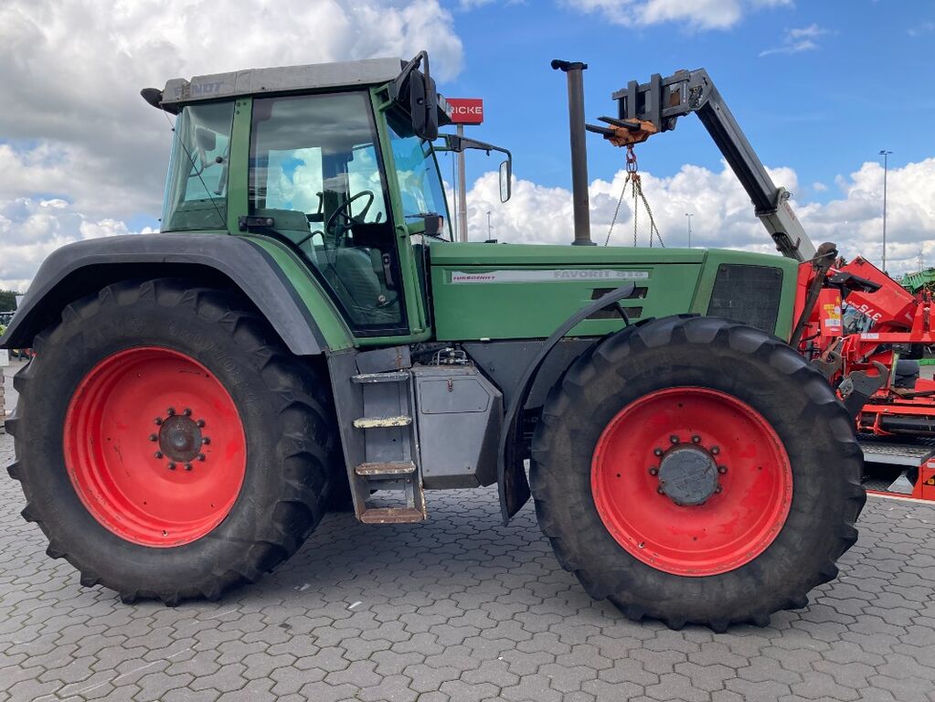 Fendt Favorit 818 2