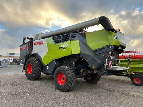 CLAAS Trion 650