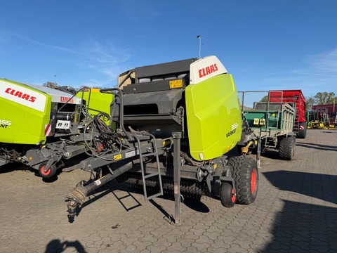 CLAAS Variant 365 RC