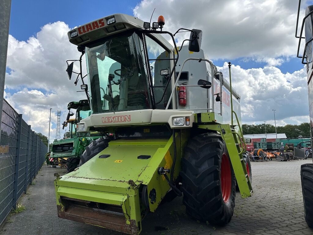 Claas Lexion 450 Allrad 1