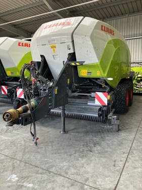 Claas Quadrant 5200 FC Tandem