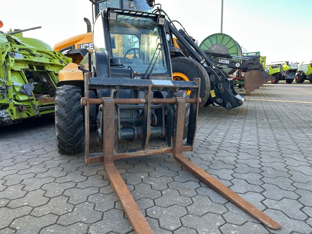 JCB 515-40 3