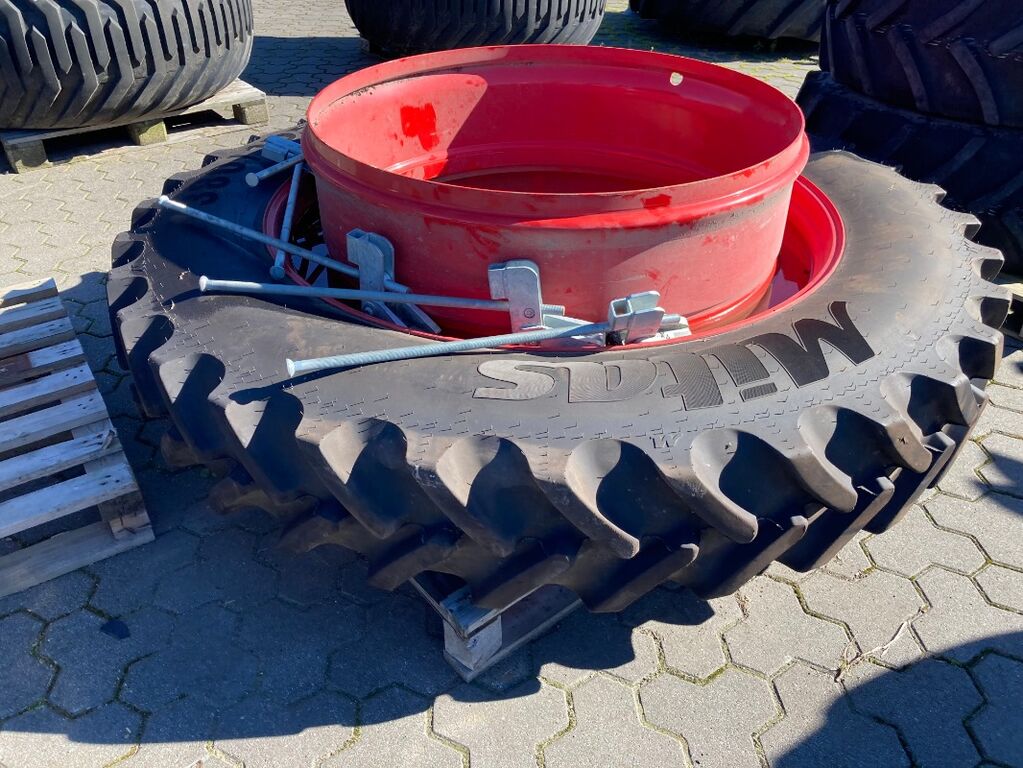 Mitas 380/105R54 AC 85 3