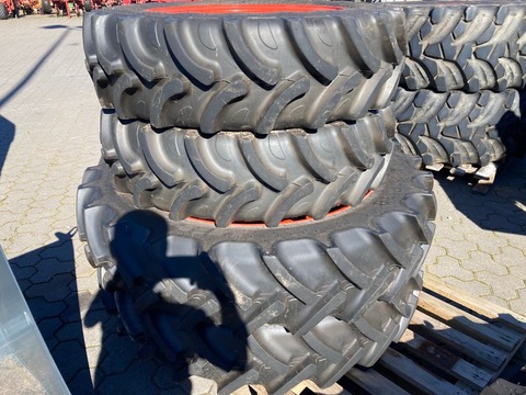 Alliance 320/70R28 + Mitas 320/85R38