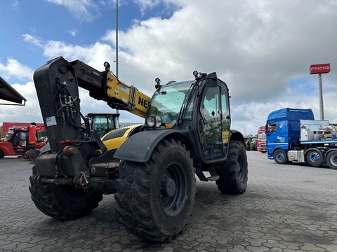 New Holland TH 7.42 Elite 