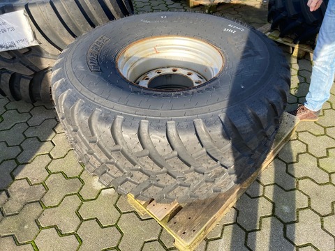 BKT 580/65R22.5