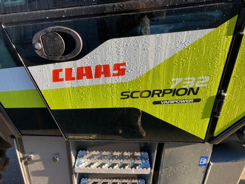 CLAAS Scorpion 732