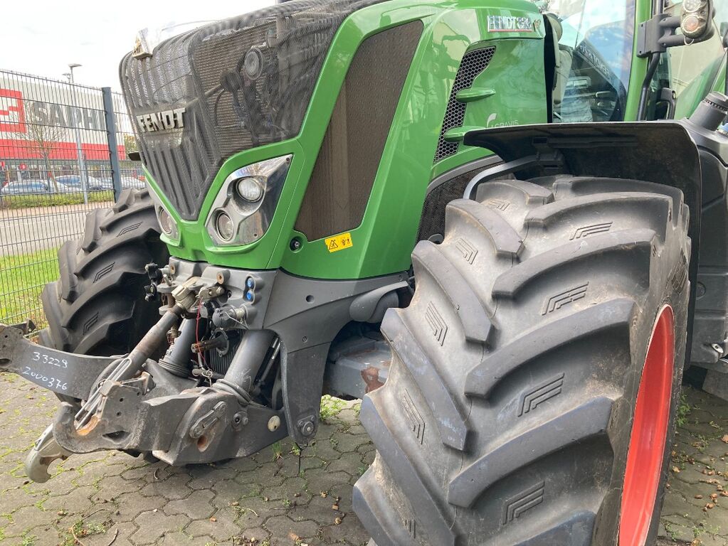Fendt 826 Vario S4 Profi Plus 2