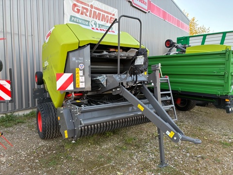 CLAAS Rollant 520 RC 