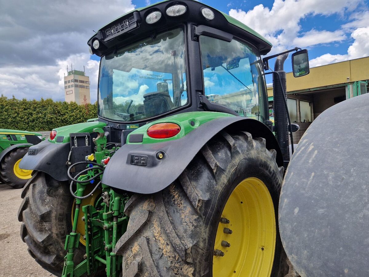 John Deere 6125R 2