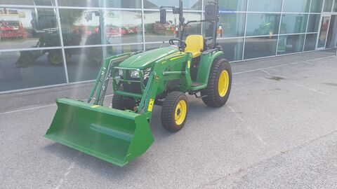 John Deere 3025E