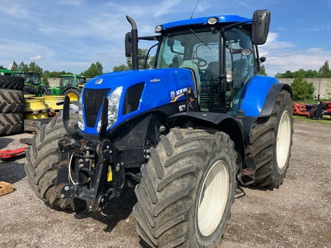 New Holland T7.220