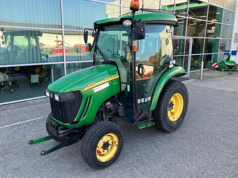 John Deere 3720