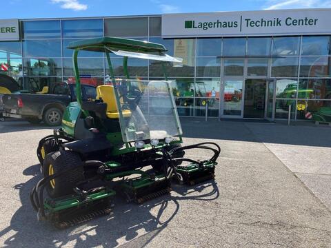 John Deere 8700 