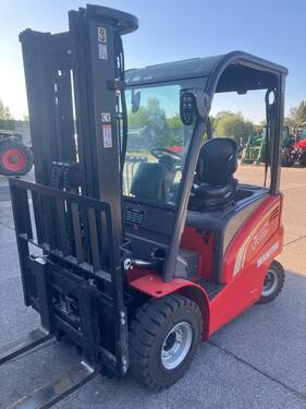 Manitou ME425 C Elektrostapler
