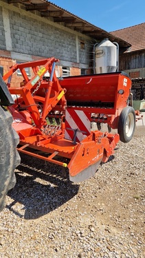 Kuhn HRB 302