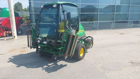 John Deere 8900A