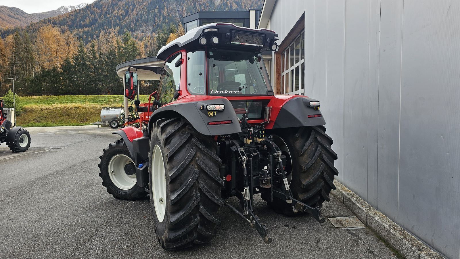 Lindner Lintrac 130 (Stufe 5) 4Rad-Lenkung 3