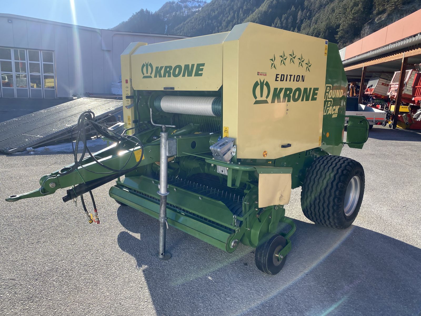 Krone Ballenpresse Round Pack 1250 3