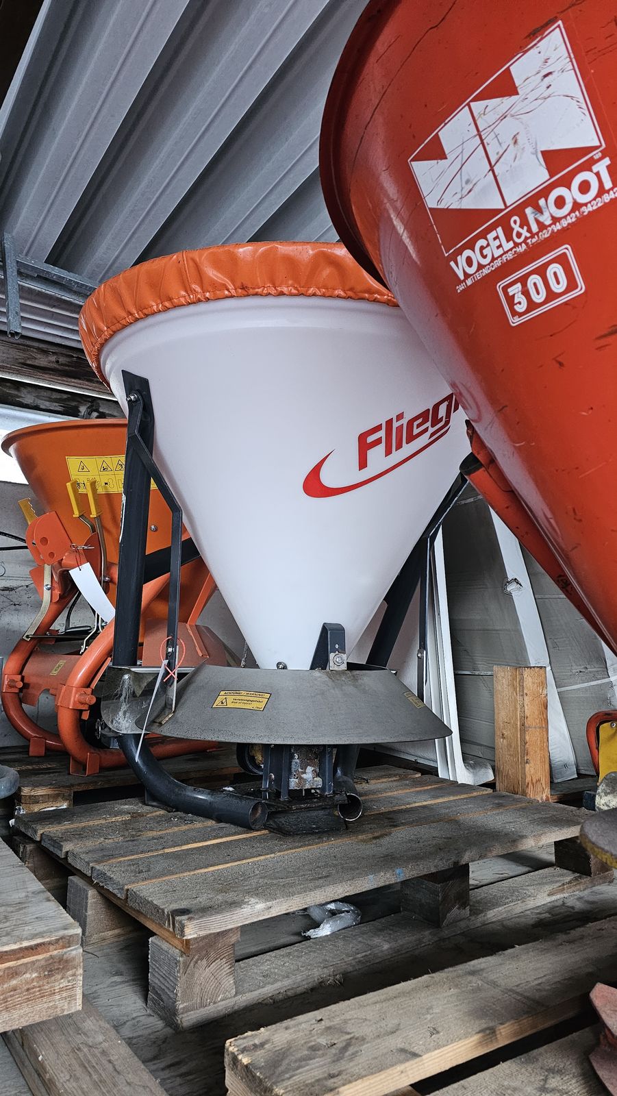 Fliegel universalstreuer  1