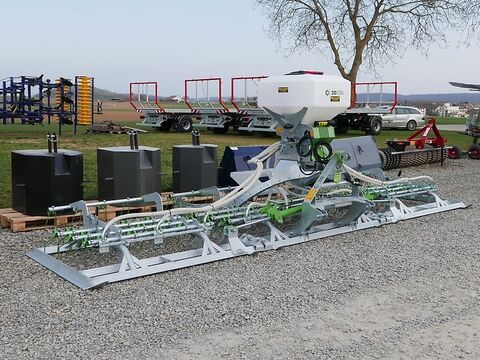 Zocon Greenkeeper 6 mit Sägerät Z300 Pro, Wiesenstrieg 3