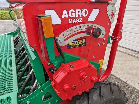 AGRO-MASZ AT30 mit SR300 - Kurzscheibenegge mit Drillmasch