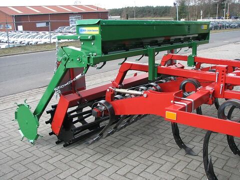 Unia Zwischenfruchtdrillmaschine, Alfa, 3,00 m, 8 Rei 3