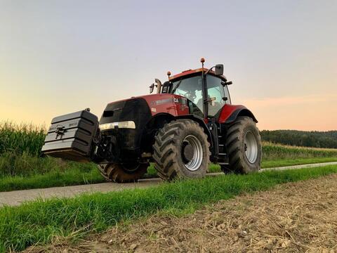 <strong>Case-IH Magnum 315</strong><br />