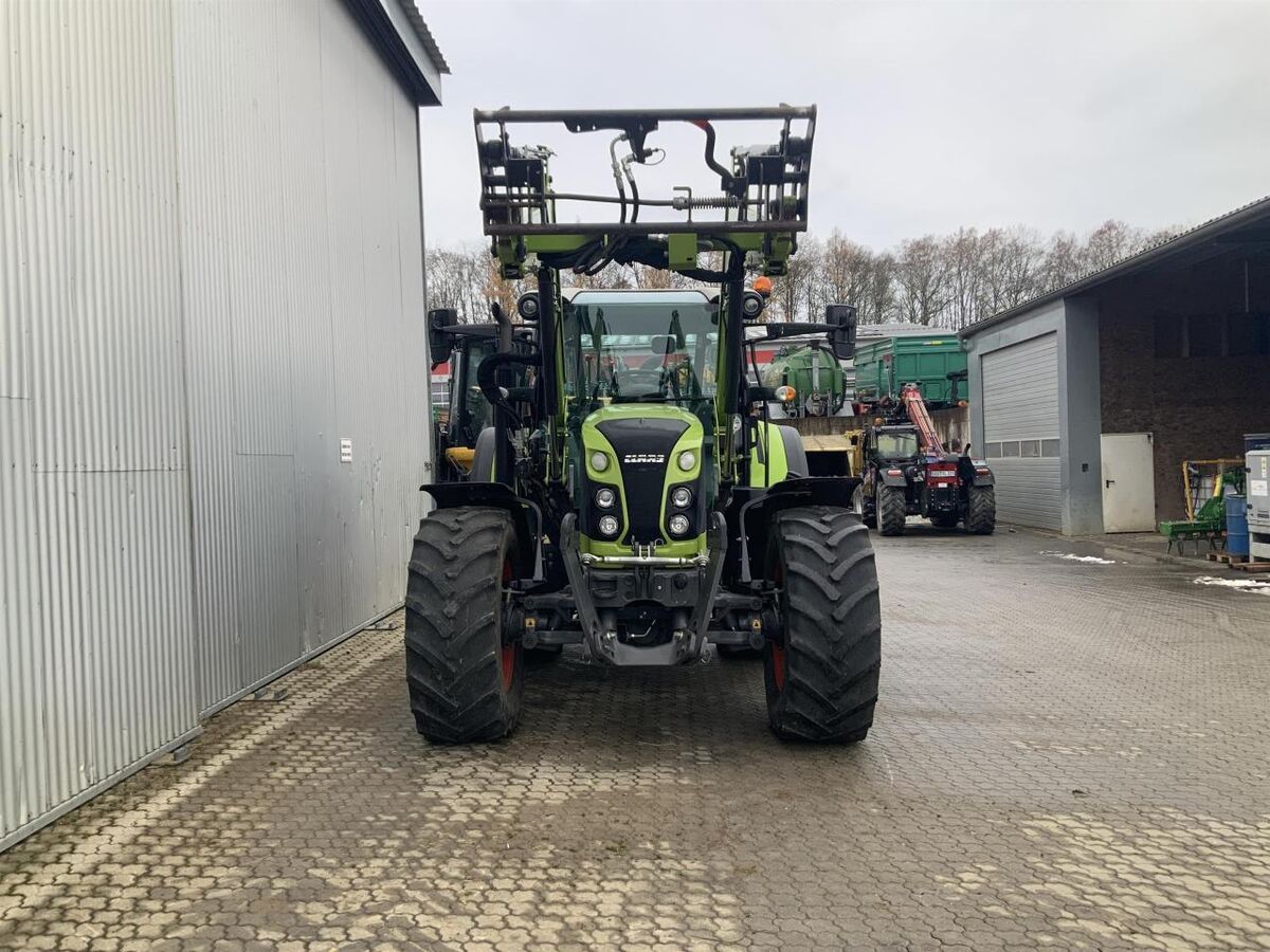 Claas Arion 460 3