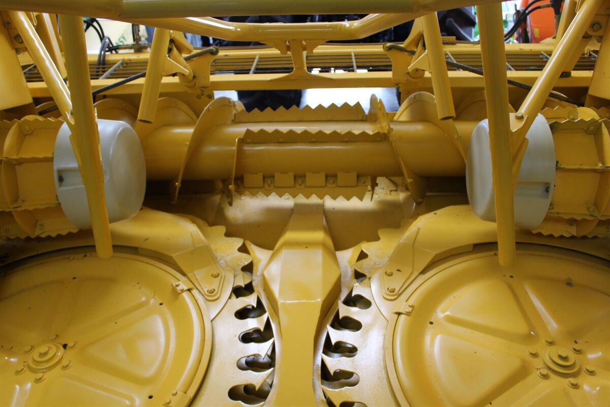 New Holland RI 600 3