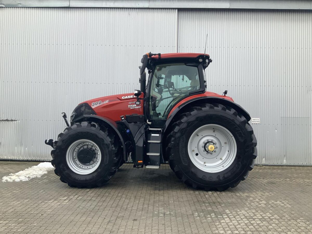 Case IH Optum 300 CVX 1