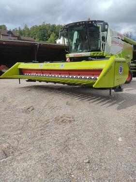 <strong>CLAAS Solmax Steell </strong><br />