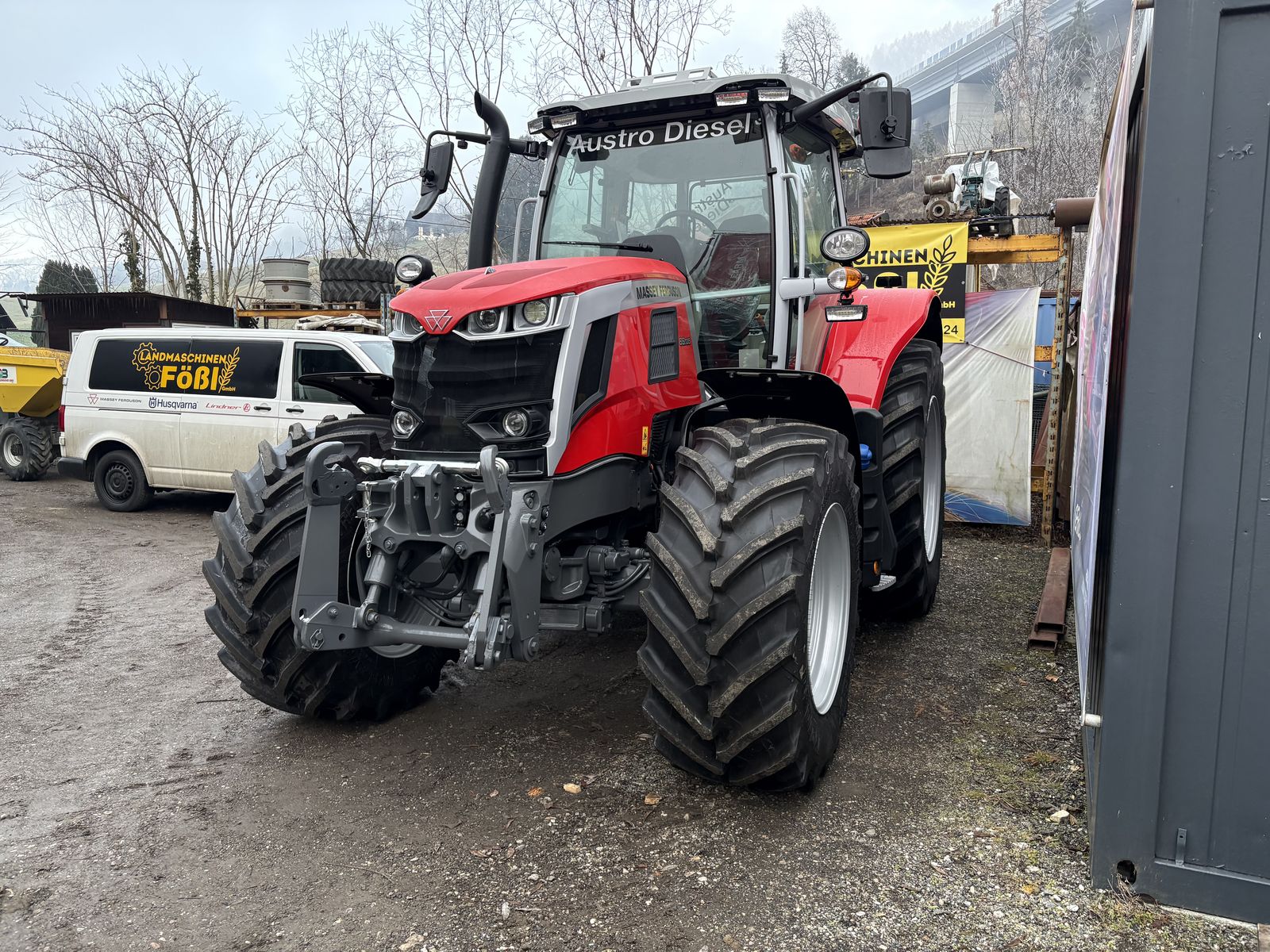 Massey Ferguson MF 6S.135 Dyna-VT Exclusive 2